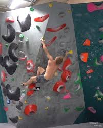 Her fun yet professional attitude and massive library of the best workout videos have earned her more than 4.5 million(!) Vertical Life Epictv Training Series Part 2 Facebook