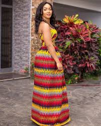Tous les meilleures modèles et style de pagne kita. Truefond Ghana On Instagram The Two Prints Of The Katsina Maxi Dress Work Together In Perfec African Fashion African Print Fashion African Fashion Designers