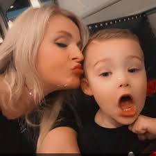 Houston friends, mark your calendars! 🗓️ We are so excited to be offering  a FREE in-person Houston Bible Study this coming January and February. We  love our local family of believers, and