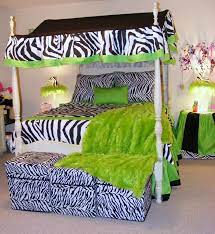 How To Incorporate Zebra Print Into Your Bedroom S Decor