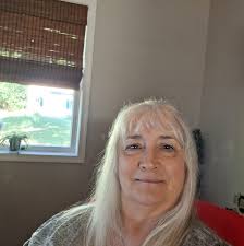 My 6 year old lab is not interested in his dry kibble last couple of days.  I've thrown out the current bag and opened a new one so it's definitely  fresh, Wondering