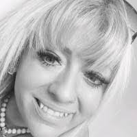 Amy Slade's Instagram, Twitter & Facebook