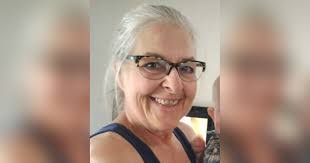 Melissa Kohler's Instagram, Twitter & Facebook