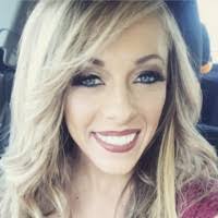 Holly Redman's Instagram, Twitter & Facebook