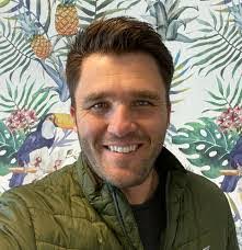 Chris Cronje's Instagram, Twitter & Facebook