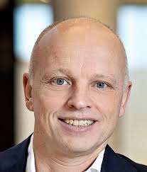 Jens Lund's Instagram, Twitter & Facebook