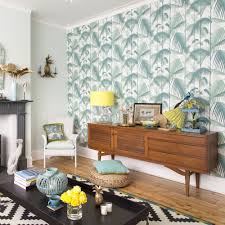 Whether it's time for redo or a quick refresh, transform your living space with these living room decorating ideas. Tropical Decorating Ideas Tropical Trend Tropical Garden