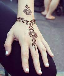 Namun enggak ada salahnya jika kamu mencobanya hehe 🙂. 100 Motif Gambar Henna Simple Unik Dan Paling Cantik Buat Pengantin Balubu