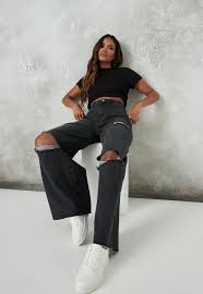 Alessandro preziosi a firenze per la presentazione de film mine vaganti il 5 marzo 2010. Baggy Boyfriend Jeans Mit Aufgerissenem Knie In Schwarz Missguided Gunstig Schnell Einkaufen