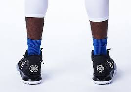 Kyrie irving shoes, nike kyrie 7 tag: Nike Kyrie 7 Black White Release Info Sneakernews Com