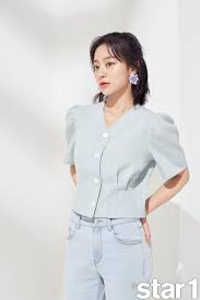Mengenai itu, dia berkata, aku mendengar bahwa true beauty populer di luar negeri, tetapi aku tidak. Kang Min Ah Talks About Sudden Increase Of Instagram Followers Her Appearance In Beyond Evil And More Gossipchimp Trending K Drama Tv Gaming News
