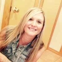 Elizabeth Doucette's Instagram, Twitter & Facebook