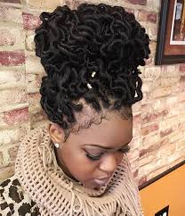 This Fauxlocs Bun Is Gorgeous By Nj Stylist Laydandslayd Voiceofhair Voiceofhair Com Natural Hair Styles Locs Hairstyles Faux Locs Hairstyles