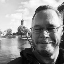 Hey wifeys! Question — I toured a venue today that I absolutely fell in  love with!!!! But to book the venue we have to book their bar services, and  the total for