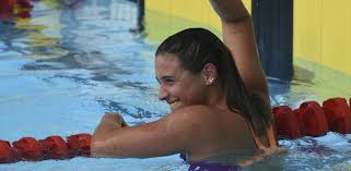 Comenzó a nadar cuando era bebé, enseñada por su madre, que es entrenadora de natación. Pwg6qcbuo9xnem