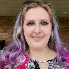 I have a skar speaker with skar box and a 2000 watt crunch amp for sale 300  obo like new only had a few months.. have any questions just send me a