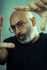 Bernadine Phipps's Instagram, Twitter & Facebook