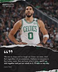 Danielle Dextraze (@ddextraze84)