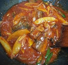 Cara membuat roti sardin goreng (mesti sedap). Resepi Sardin Tin