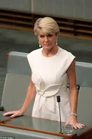 Julie bishop says she has quit as foreign minister as new pm scott morrison announces his cabinet. Julie Bishop Surprises Fans As She Ditches Her Signature Pixie Hairstyle Daily Mail Online