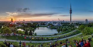 Munchen Skyline Mit Olympiapark Bei Nacht Harald Nachtmann Olympia Olympische Spiele Munchen