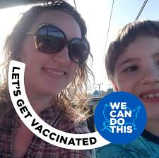 Taco Bell is putting red chips in things again. My opinion is, bring back  the Beefy Crunch Burrito with the Flamin' Hot Frito Chips, then start  testing more things with red chips