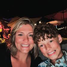 Is the beach near Seagrove Beach family-friendly?