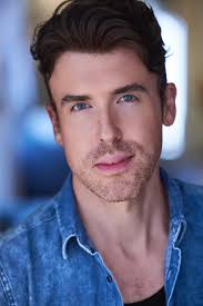 Daniel Bateman's Instagram, Twitter & Facebook