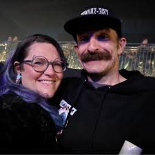 It is with a heavy heart that we report that longtime Star Speedway vendor  Walter "The Ice Cream Man" has passed away. Many of my early nights at Star  have memories of