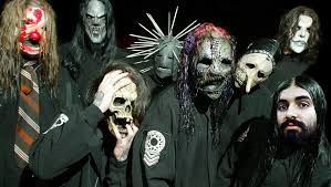 Slipknot is an american heavy metal band formed in des moines, iowa, in 1995 by percussionist shawn crahan, drummer joey jordison and bassist paul gray.after several lineup changes in its early years, the band settled on nine members for more than a decade: Grammy Winning Slipknot Heads To County Coliseum
