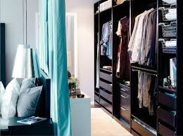 How To Create A Walkthrough Closet In The Bedroom Bedroom Furniture Beds Closet Behind Bed Walk Through Closet