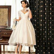 Tea Length Dresses Bride In Simple 1950s Calf Length Wedding Dress With White Short Gloves Tea Length Wedding Dress Short White Dress Wedding Wedding Dresses
