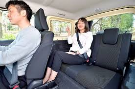 ジムニーをかわいいだけで選んでいいのか実際に乗って考えてみた carview の写真 2ページ目 自動車情報サイト 新車 中古車 carview ジムニー 中古車 トヨタ fj クルーザー