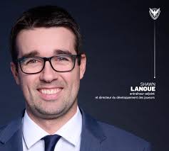Le Phœnix de Sherbrooke annonce aujourd'hui que Gilles Bouchard assurera le  rôle de directeur-gérant en plus de son titre d'entraîneur-chef. De plus,  quelques changements sont apportés à la structure hockey. Daniel Paradis