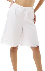 We did not find results for: Buy Underworks Woven Cotton Batiste Culotte Slips Pettipants Online In Germany B005i6f42a