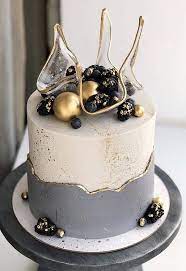 Best cake design (bcd) is one of the ideal cake catalog websites, serving 12000+ free cake design images (ideas) to get inspired. Top 11 Wedding Cakes Trends That Are Getting Huge In 2021 Elegantweddinginvites Com Blog Elegant Birthday Cakes Pretty Birthday Cakes Cake
