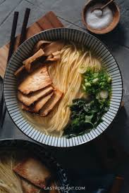 Jul 07, 2020 · one easy way to add some flavor and substance to instant ramen is to raid your fridge for leftovers. Vegan Shio Ramen Gastroplant