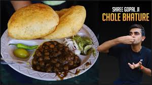 My favorite dish amritsari chole bhature from the punjabi cuisine! Rohini S Best Chole Bhature Shree Gopal Ji Chole Bhature Wala L Delhi Street Food Youtube