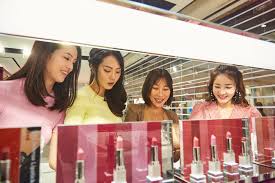 Çift, ng sadece birkaç aylıkken 1997'de boşandı. All New K Beauty Series Get It Beauty On The Road Premieres 10 July On Tvn Asia Hallyusg