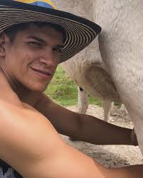 Instagram photo by Juan David Sanchez Monje • Mar 31, 2024 at 5:23 AM