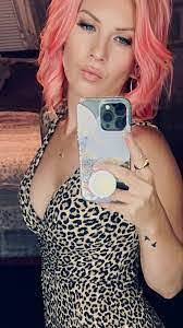 Lonnie Noah's Instagram, Twitter & Facebook