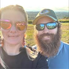 Felon friendly work places hiring for at least 18/hr?