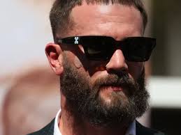 How much money will Canelo Alvarez earn for his fight against Caleb Plant? 