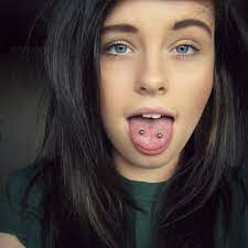 Male tongue piercing what do you think of tongue piercings? 30 Different Tongue Piercing Options For Men And Women Piercings For Girls Horizontal Tongue Piercing Tongue Piercing