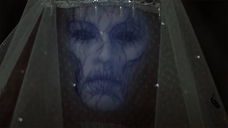 Something Wicked This Way Comes' Is Still a Rare, Fantastic Bradbury  Adaptation - HGL
