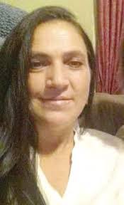 Melissa Raper's Instagram, Twitter & Facebook