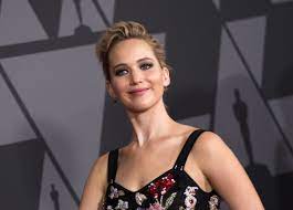 Jennifer Lawrence Is an 'Asshole' to Her Fans, According to Jennifer  Lawrence