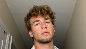 Joe Mele's Instagram, Twitter & Facebook