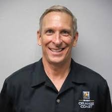 Leonard Dodge's Instagram, Twitter & Facebook