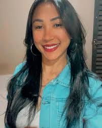 Lena Drummond's Instagram, Twitter & Facebook